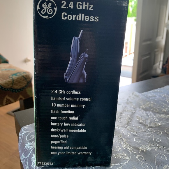 GE 2.4 ghz Black Cordless Phone TC27923GE2-B Like New - Picture 2 of 3